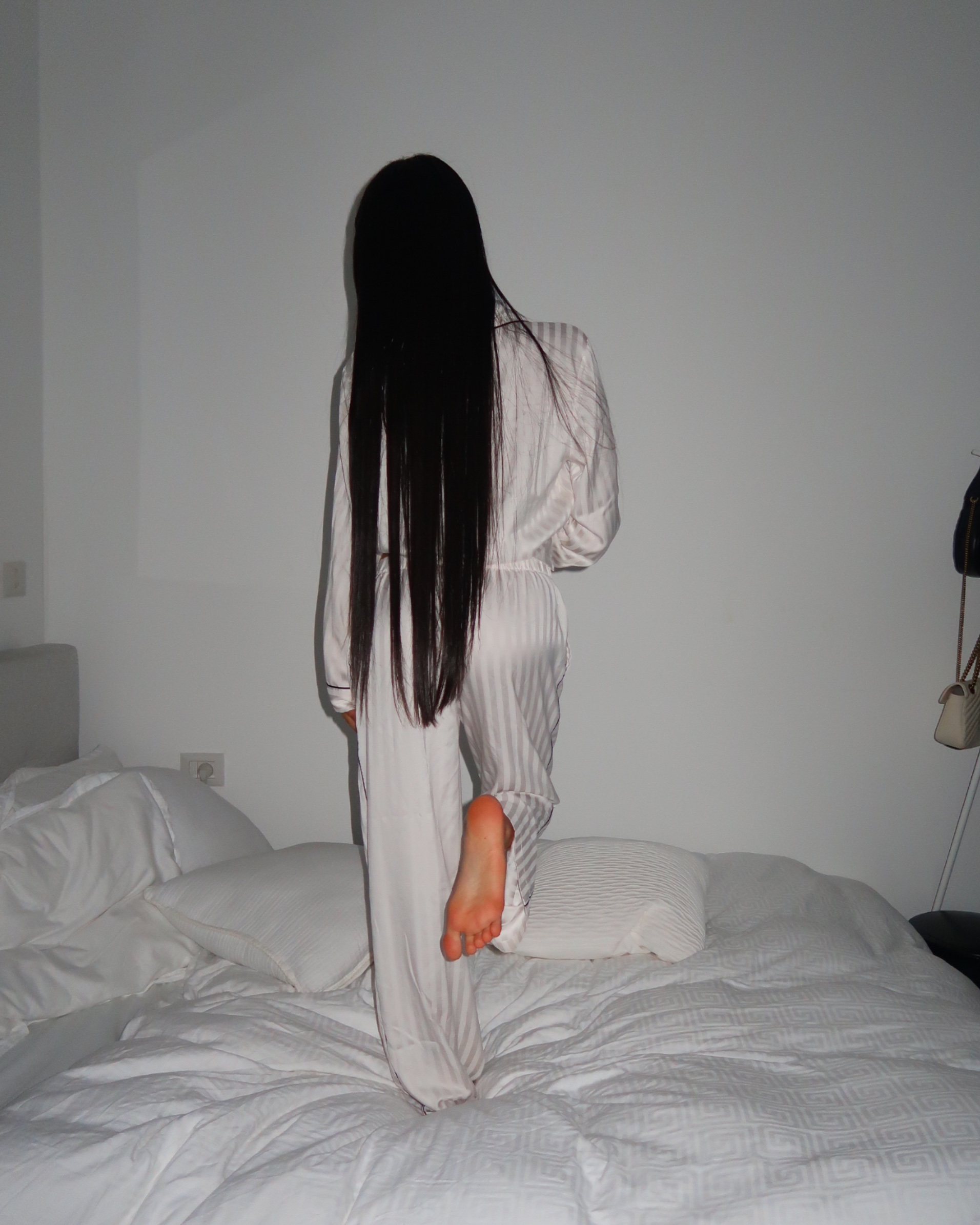 Queen Kylie foot queen